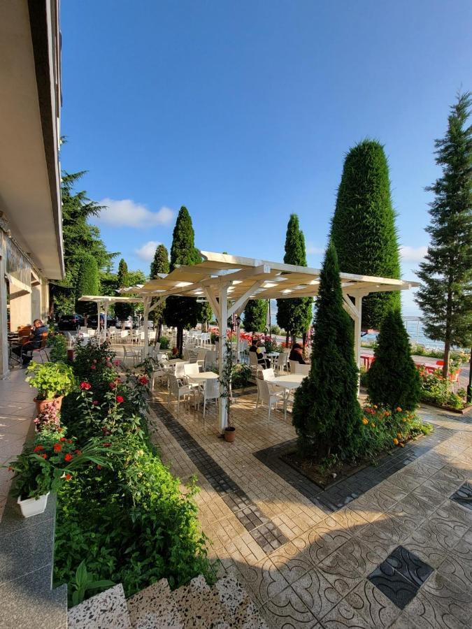 Hotel Enkelana Pogradec Ngoại thất bức ảnh