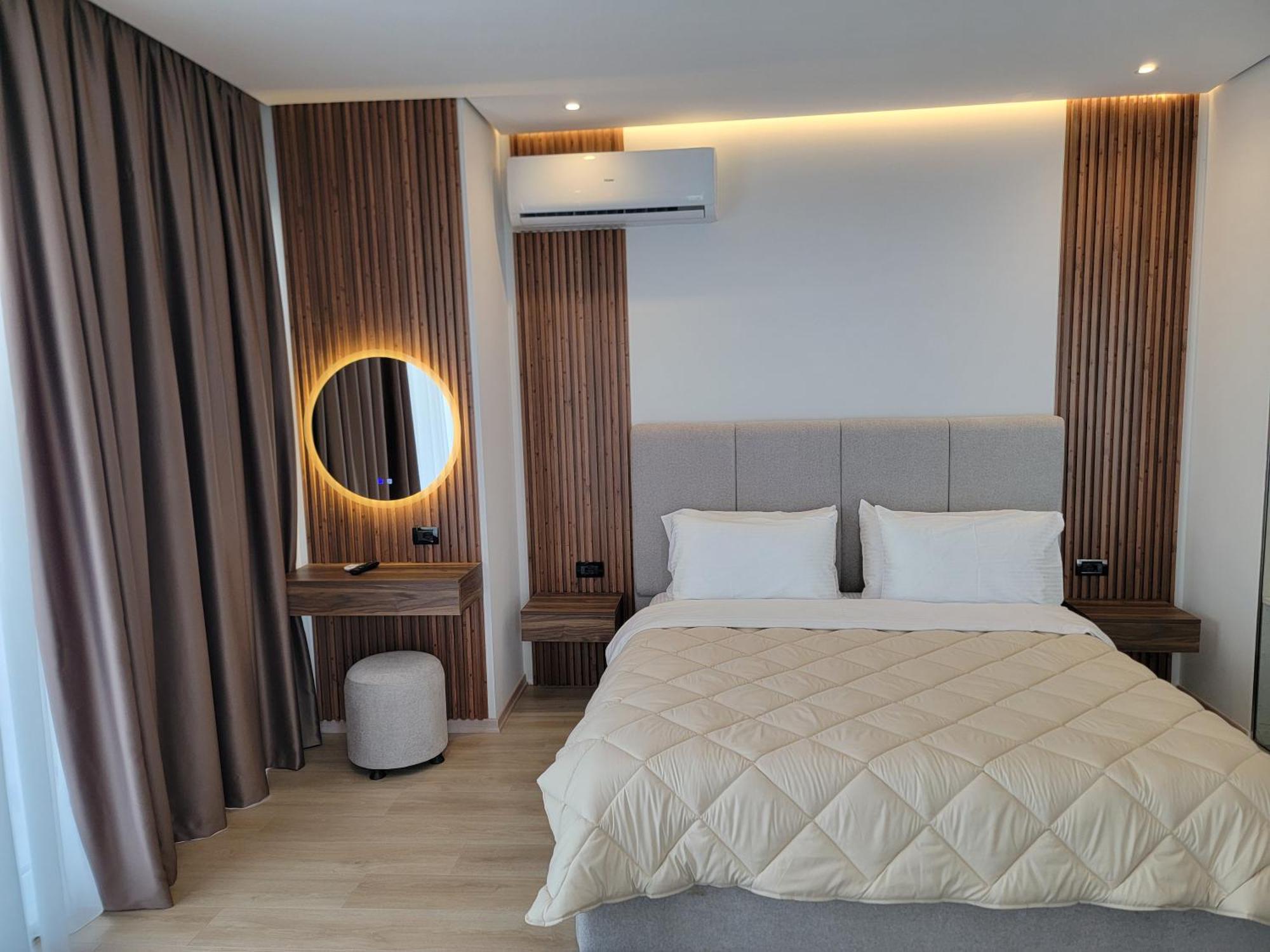Hotel Enkelana Pogradec Ngoại thất bức ảnh