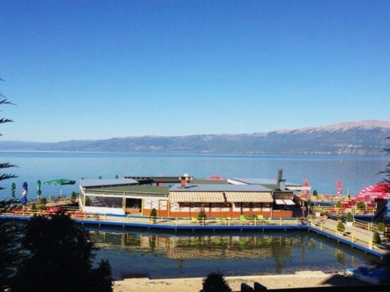 Hotel Enkelana Pogradec Ngoại thất bức ảnh